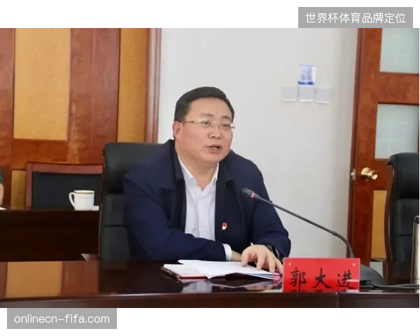 摩洛哥队通过持续的高位压迫掌控比赛，高效的前场抢断多次就地转化为进球机会